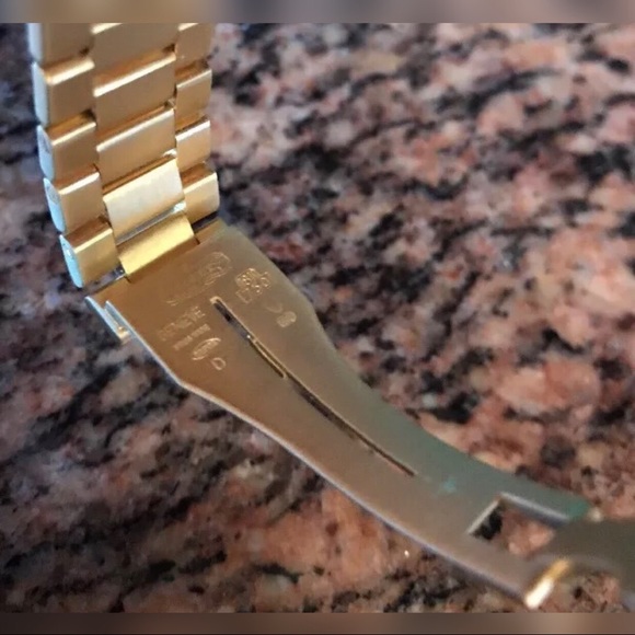 Rolex OysterQuartz DayDate President Ref. 19018 - Picture 5 of 7